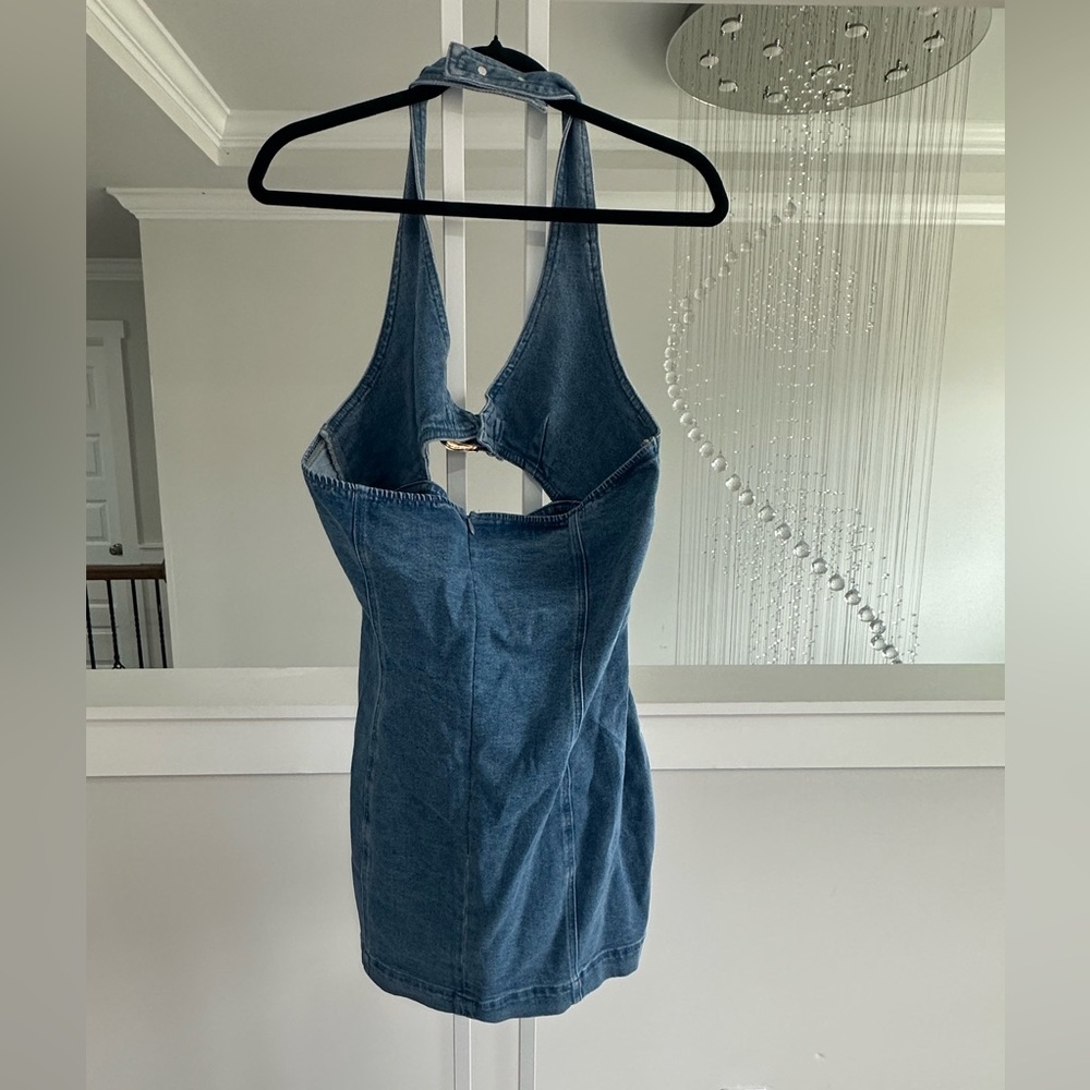 Commense Denim Buckle Dress - Picture 11 of 12